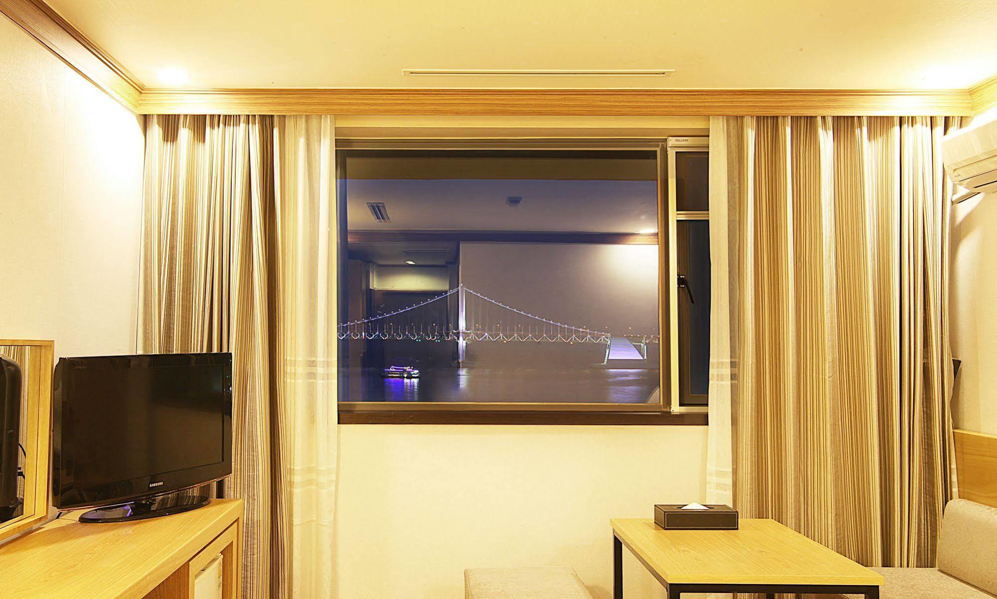 Dawn Beach Hotel Ciudad Metropolitana de Busan Exterior foto
